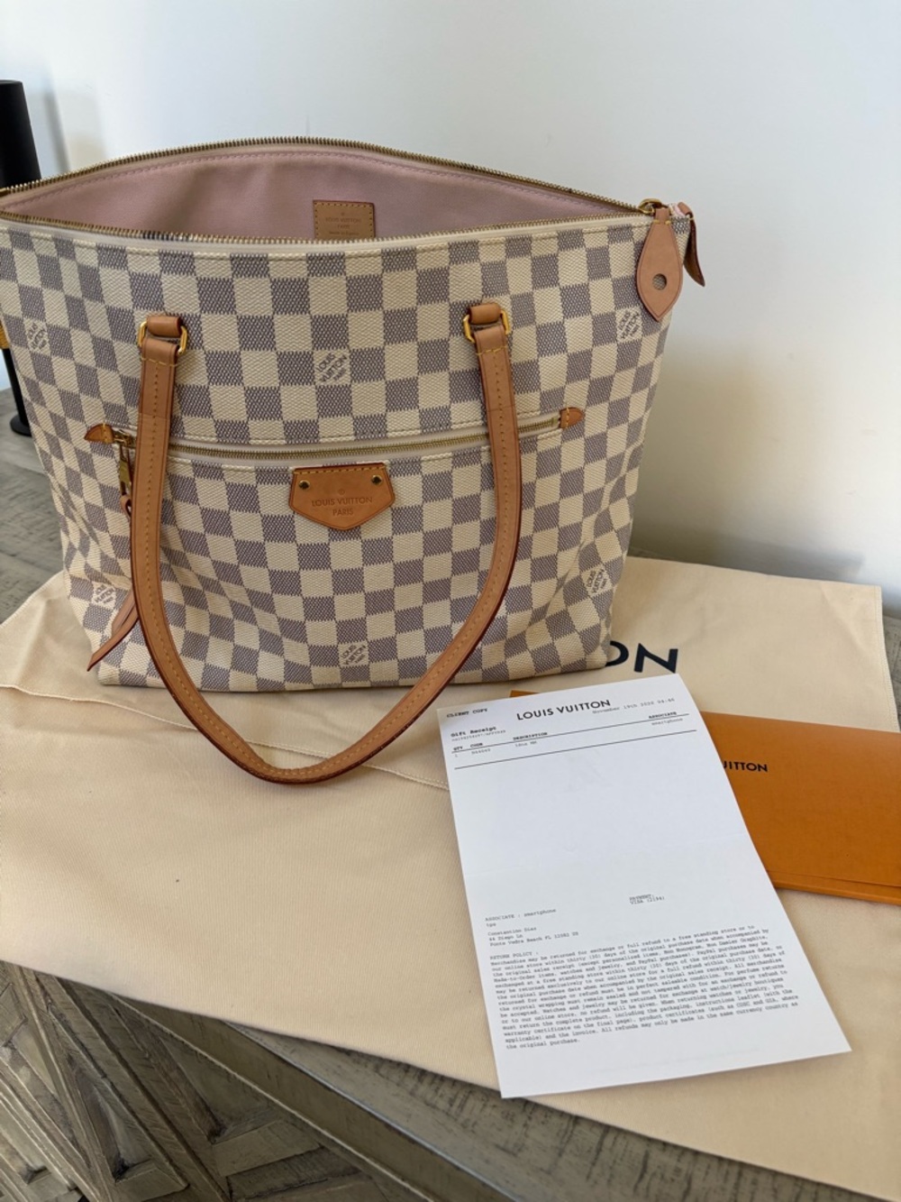 Louis Vuitton Damier Azur Totally MM Tote – Authentic w/ Receipt, Lock & Keys - Picture 11 of 13